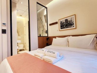 BREI Suites: City Comfort