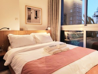 BREI Suites: City Comfort