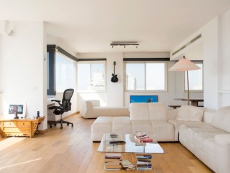 Loft With a View 24/7 Electricity