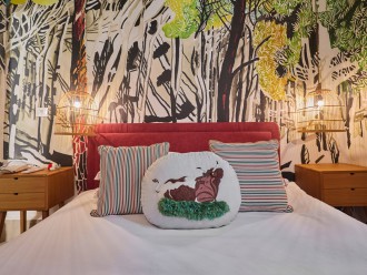 Helem: A Dreamy Escape with a Whimsical Touch