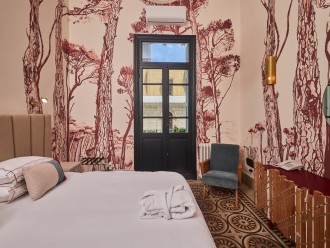 Urban Forest: A Lush Retreat with Modern Flair